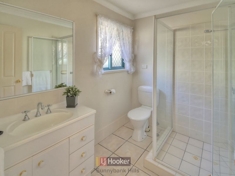 10 Toorak Place, Runcorn QLD 4113