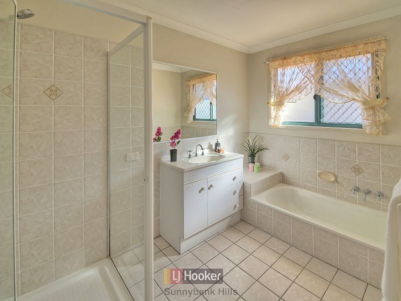 10 Toorak Place, Runcorn QLD 4113