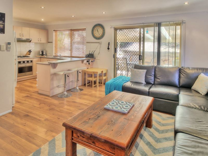 11 Kununurra Crescent, Shailer Park QLD 4128