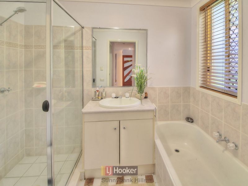 11 Kununurra Crescent, Shailer Park QLD 4128