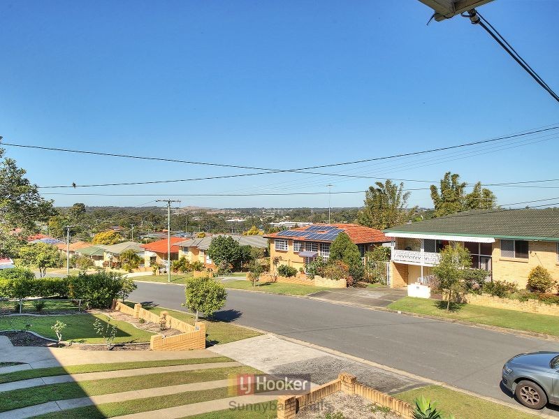 18 Tandanya Street, Mansfield QLD 4122