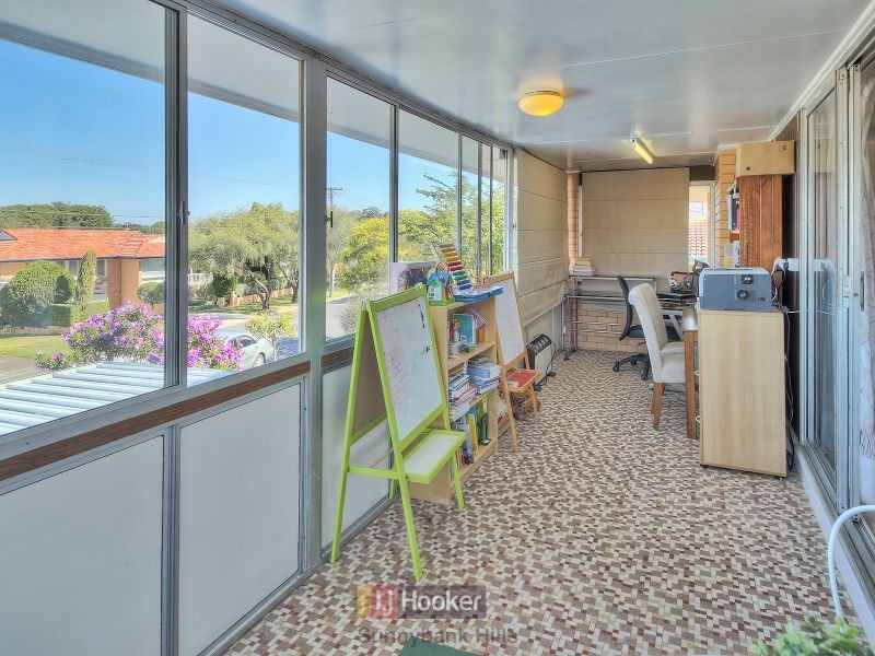 18 Tandanya Street, Mansfield QLD 4122