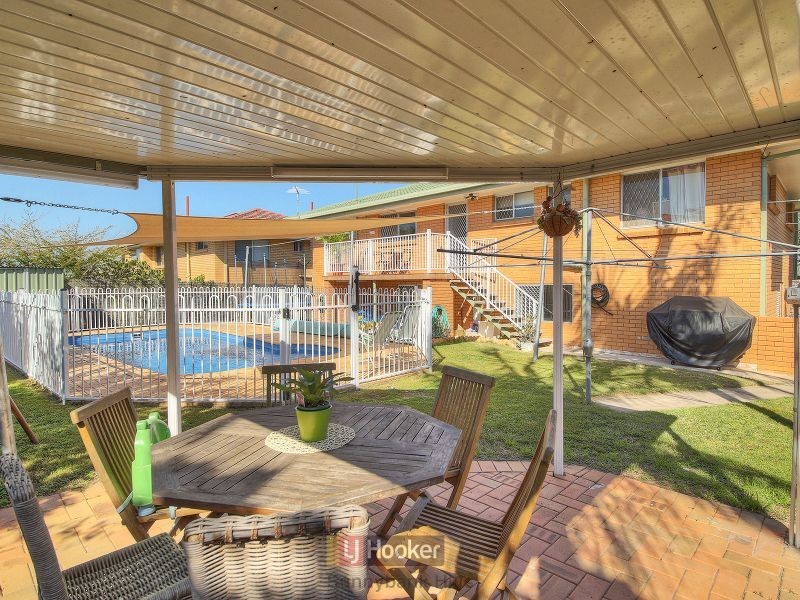 18 Tandanya Street, Mansfield QLD 4122