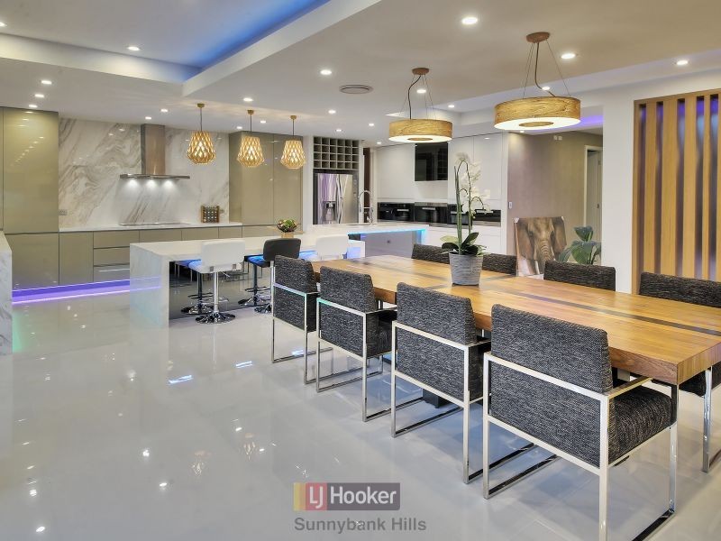 9 Parnassus Street, Robertson QLD 4109