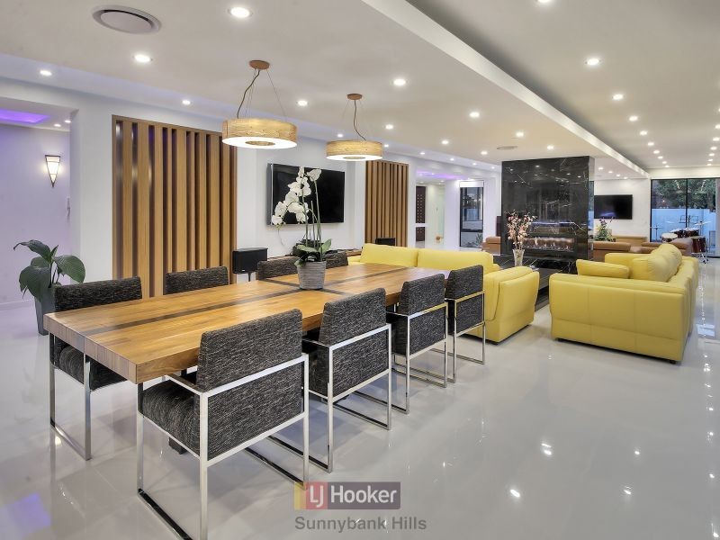 9 Parnassus Street, Robertson QLD 4109