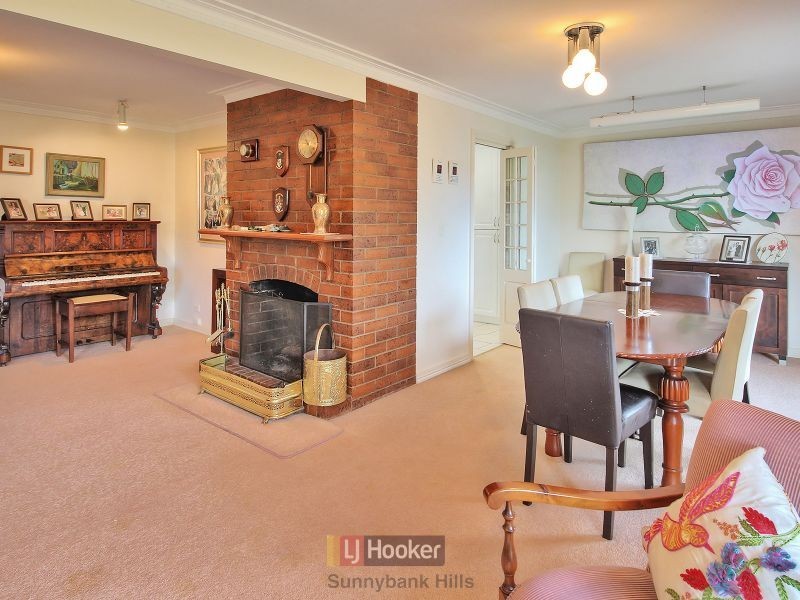 16 Tanis Street, Eight Mile Plains QLD 4113