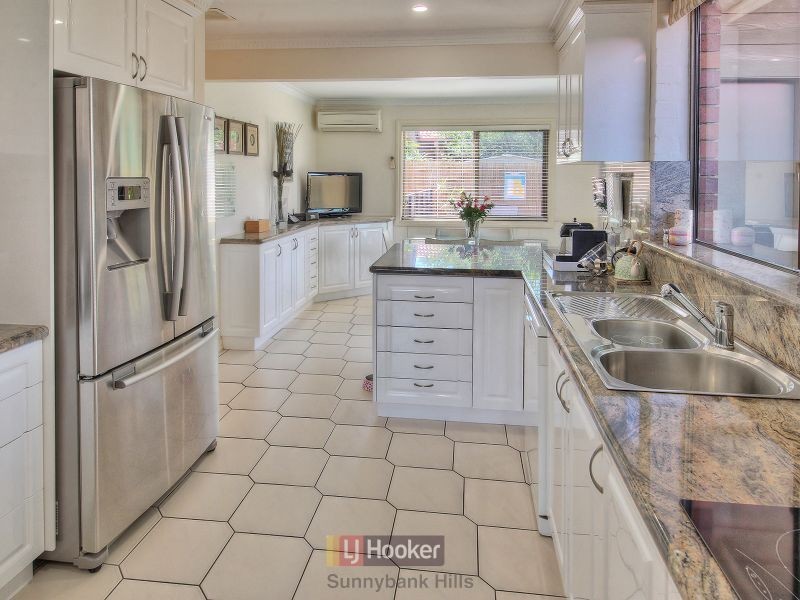 16 Tanis Street, Eight Mile Plains QLD 4113