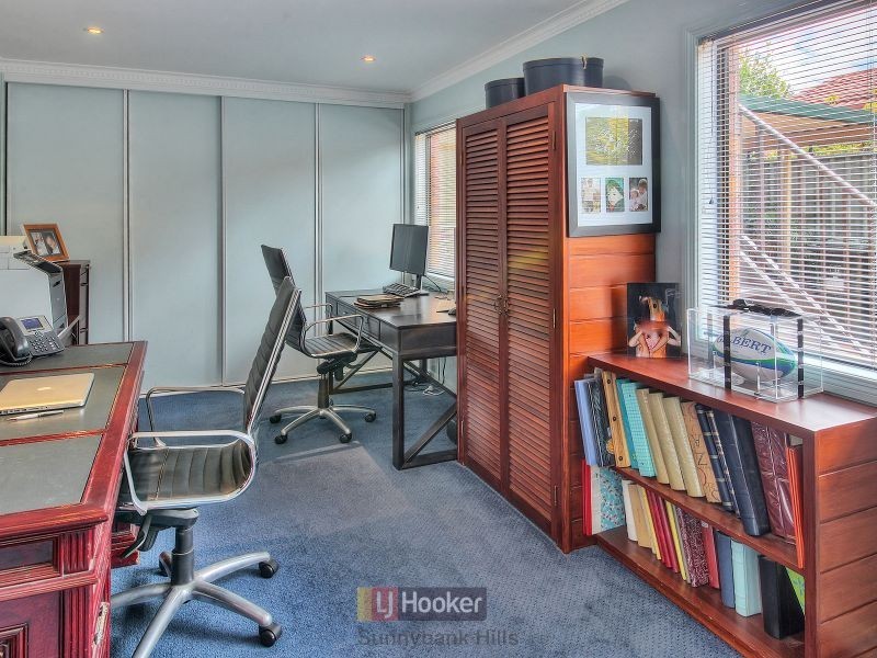 16 Tanis Street, Eight Mile Plains QLD 4113