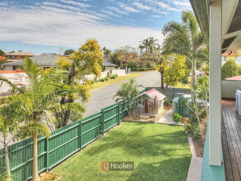 16 Tanis Street, Eight Mile Plains QLD 4113