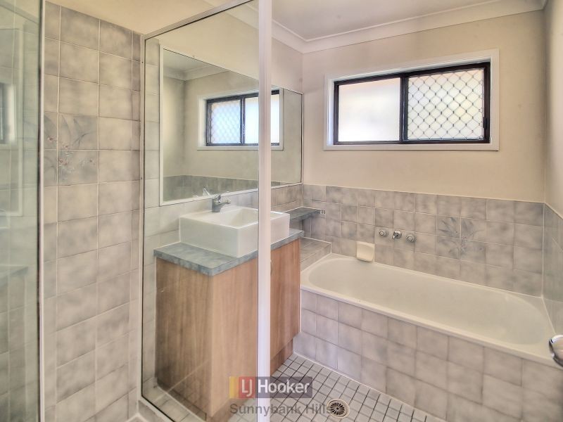 23a Statesman Crescent, Sunnybank Hills QLD 4109