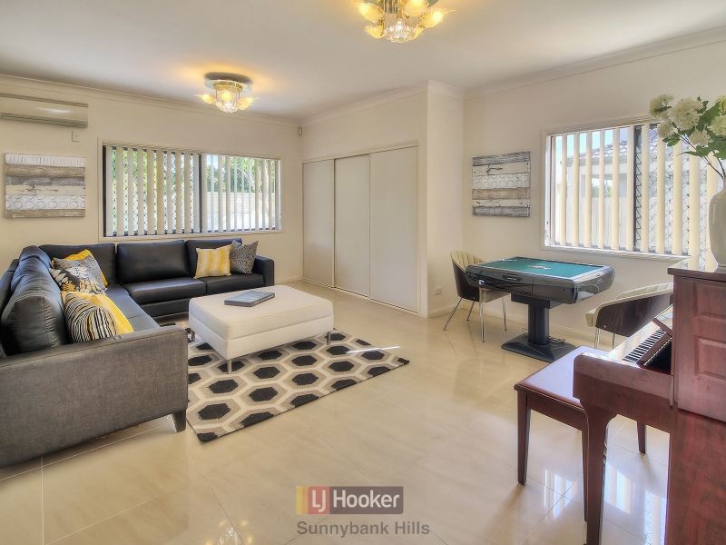 20 Trevi Close, Eight Mile Plains QLD 4113