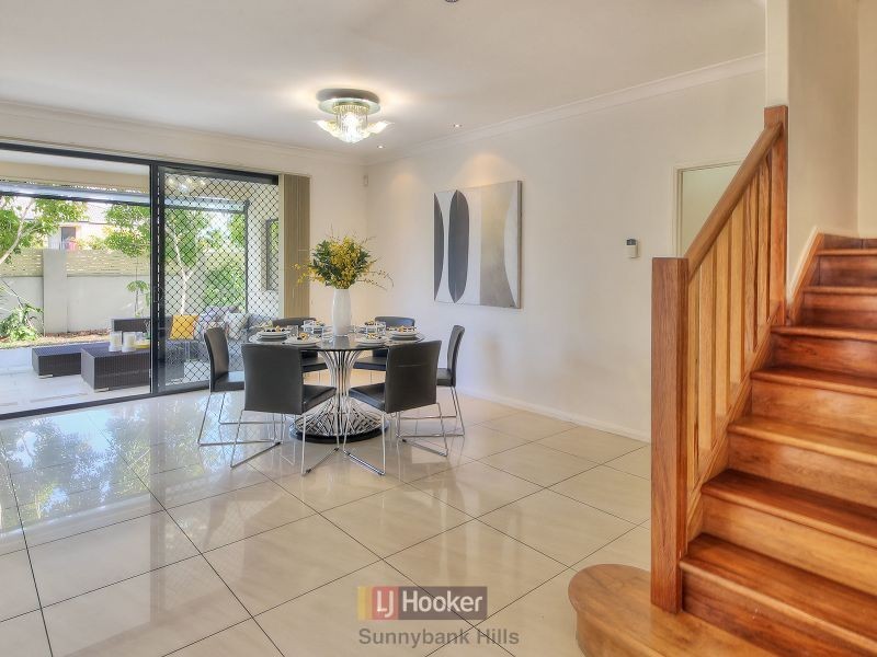 20 Trevi Close, Eight Mile Plains QLD 4113