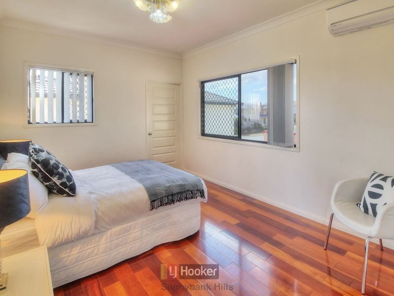 20 Trevi Close, Eight Mile Plains QLD 4113