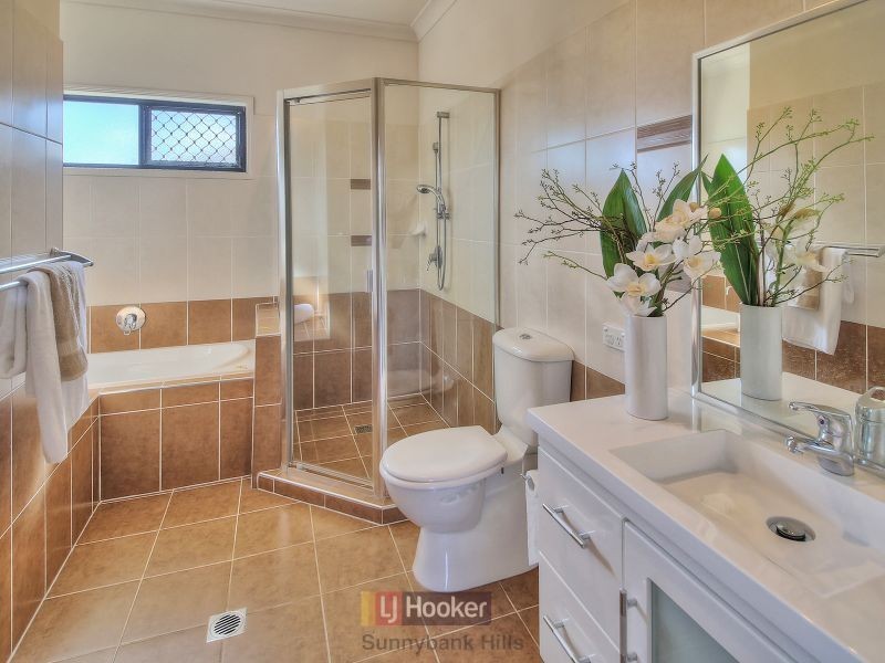 20 Trevi Close, Eight Mile Plains QLD 4113