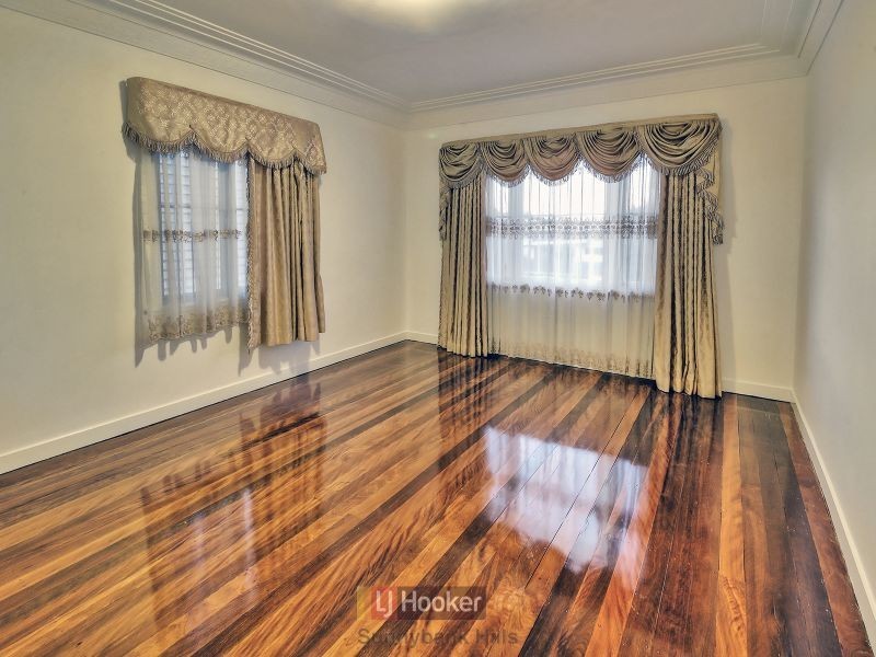 72 Ridge Street, Greenslopes QLD 4120