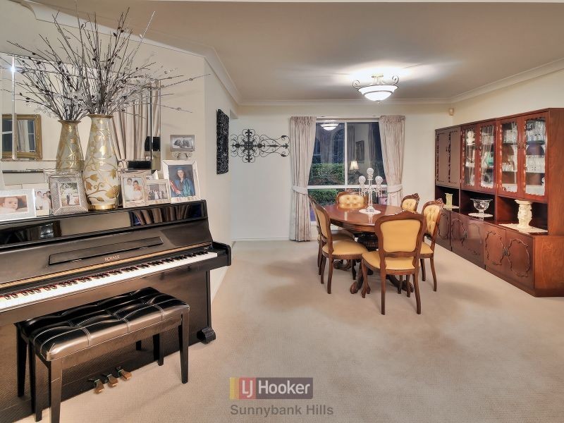 35 Cedar Place, Stretton QLD 4116