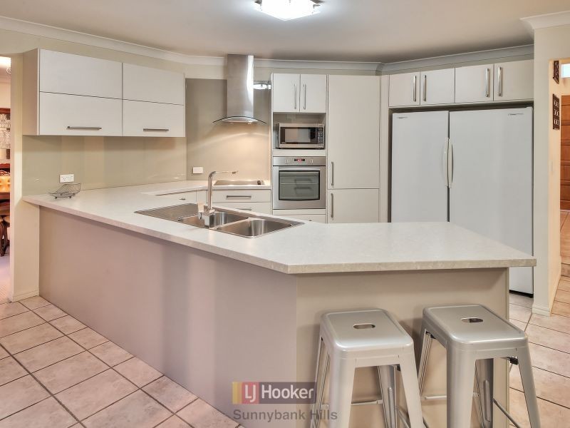 35 Cedar Place, Stretton QLD 4116