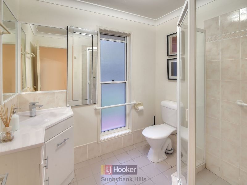35 Cedar Place, Stretton QLD 4116