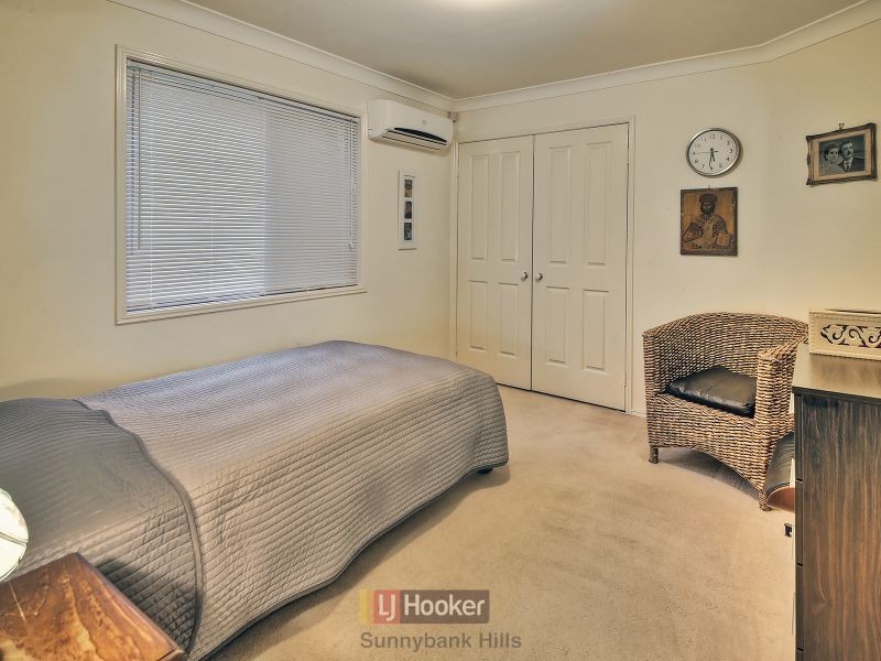 35 Cedar Place, Stretton QLD 4116