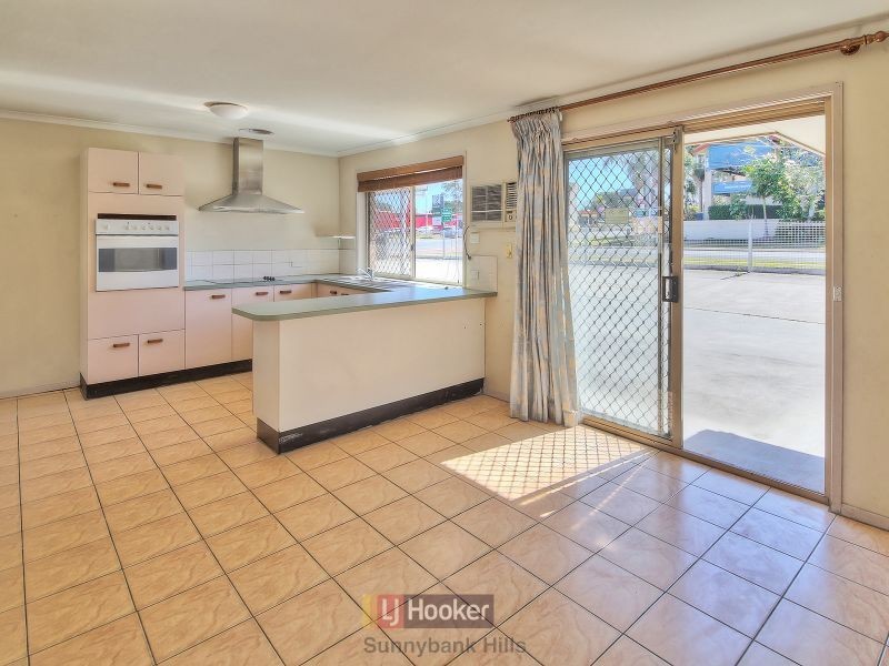 1 Woodhaven Court, Sunnybank QLD 4109