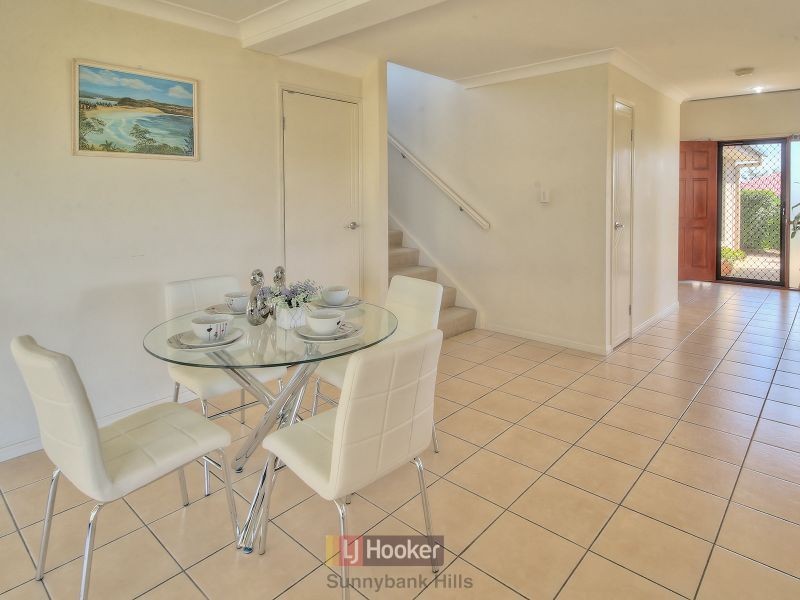 2 Apsley Crescent, Parkinson QLD 4115