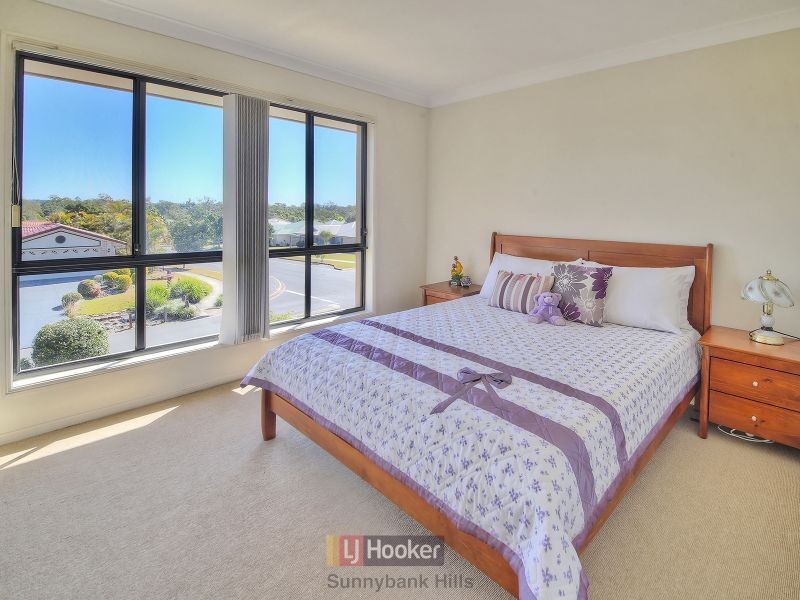2 Apsley Crescent, Parkinson QLD 4115