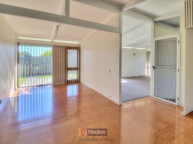 87 Pinelands Road, Sunnybank Hills QLD 4109