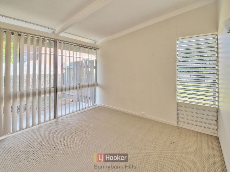 87 Pinelands Road, Sunnybank Hills QLD 4109
