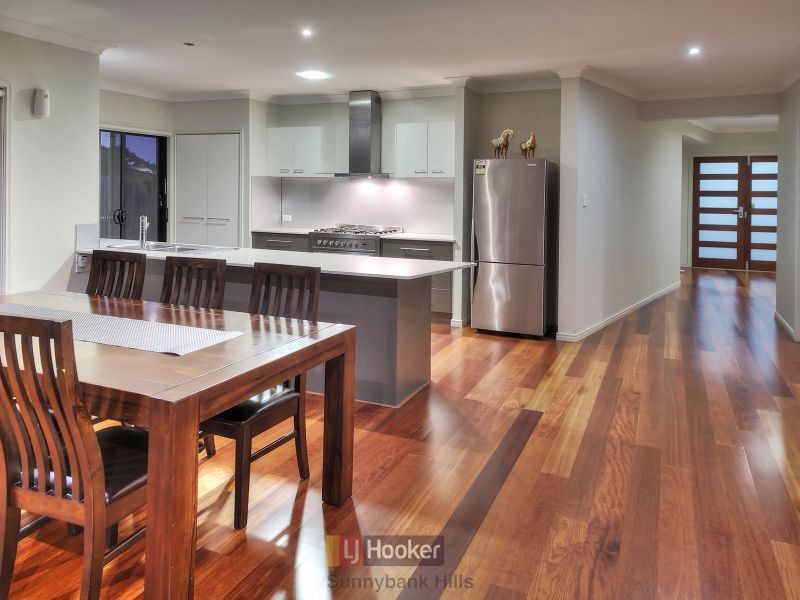 15 Injune Circuit, Calamvale QLD 4116