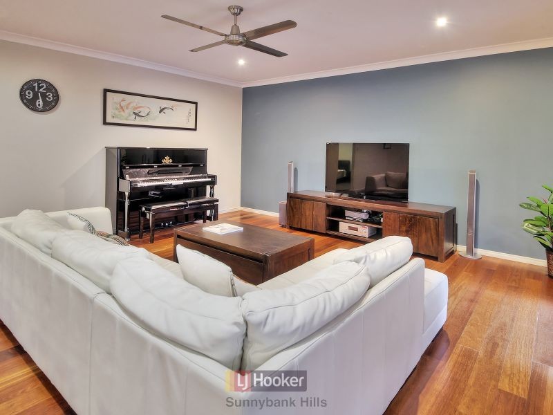 15 Injune Circuit, Calamvale QLD 4116