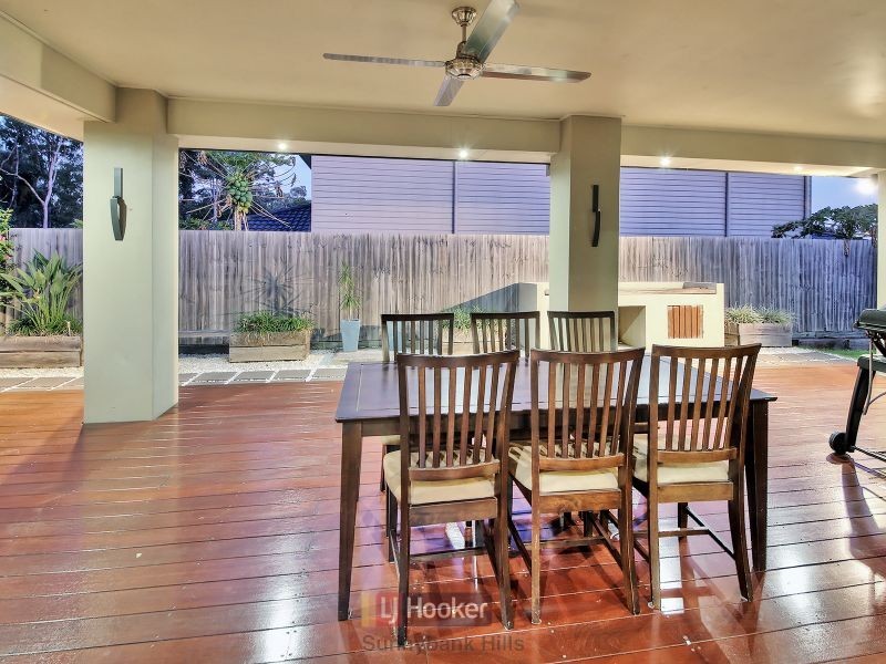 15 Injune Circuit, Calamvale QLD 4116