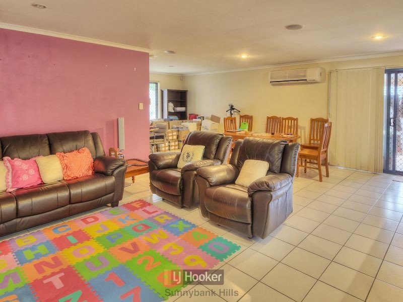 52 Alan Crescent, Eight Mile Plains QLD 4113