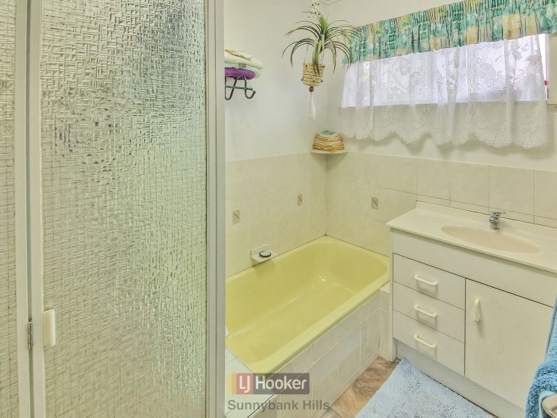 79 Agnes Street, Sunnybank QLD 4109