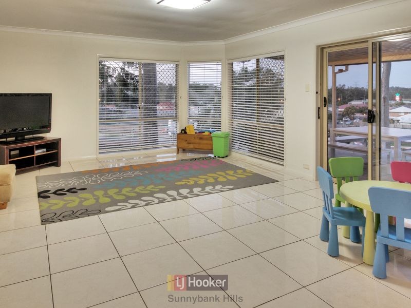 25B Apple Blossom Place, Eight Mile Plains QLD 4113