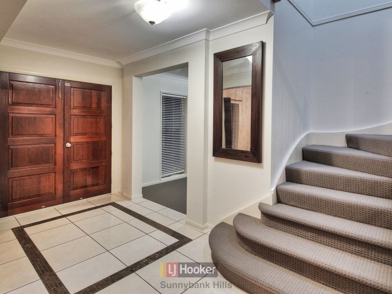 25B Apple Blossom Place, Eight Mile Plains QLD 4113