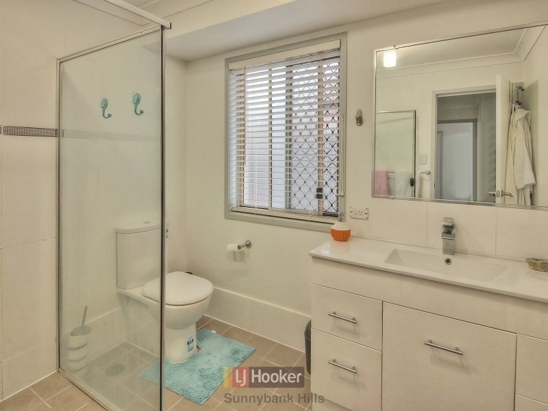 46 Paul Drive, Regents Park QLD 4118