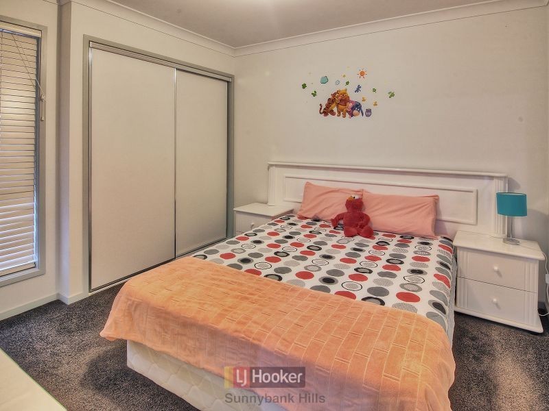 46 Paul Drive, Regents Park QLD 4118