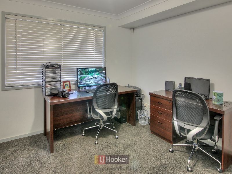 46 Paul Drive, Regents Park QLD 4118