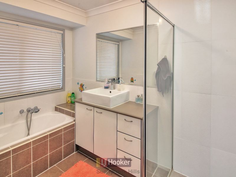 46 Paul Drive, Regents Park QLD 4118