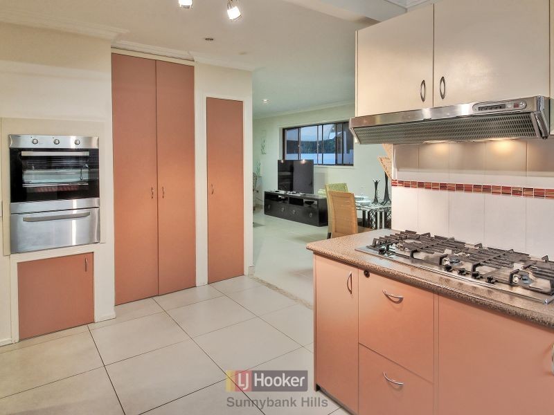 22 Turnmill Street, Macgregor QLD 4109