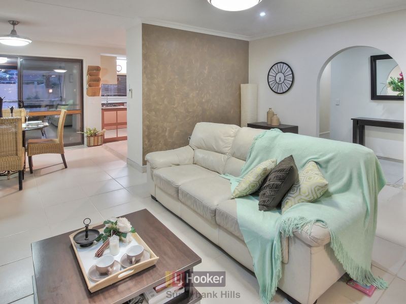 22 Turnmill Street, Macgregor QLD 4109
