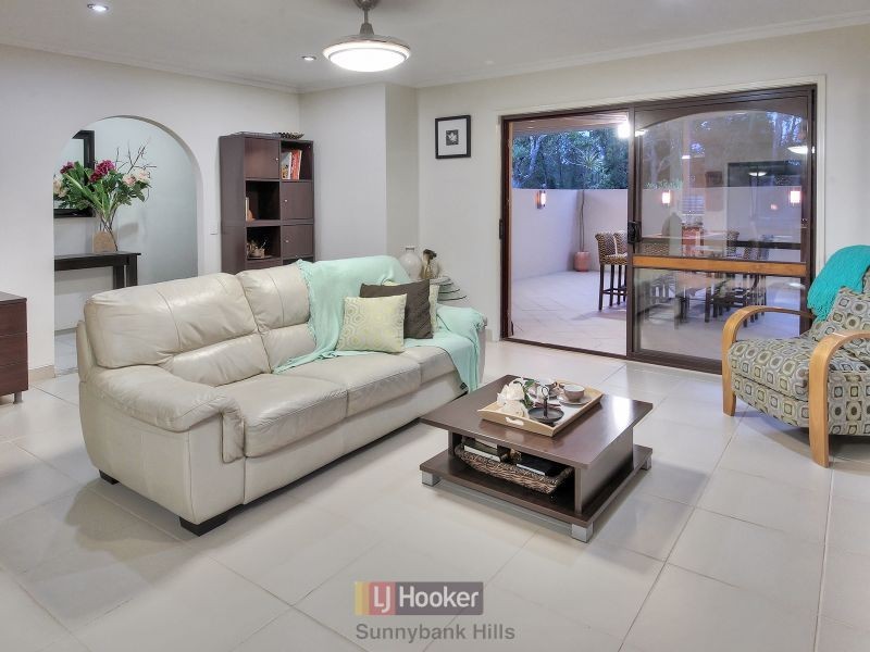 22 Turnmill Street, Macgregor QLD 4109