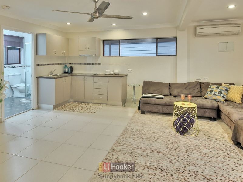 22 Turnmill Street, Macgregor QLD 4109