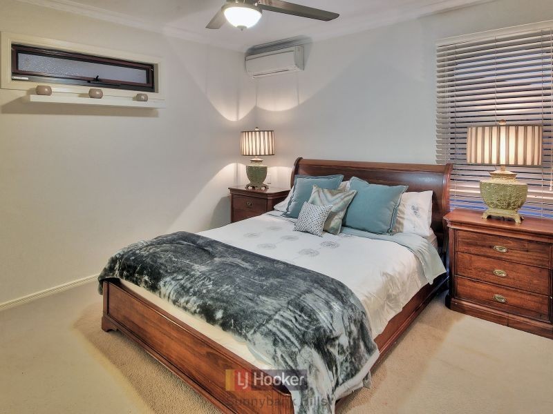 22 Turnmill Street, Macgregor QLD 4109