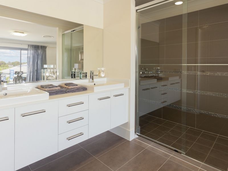 48 Skyview Avenue, Rochedale QLD 4123