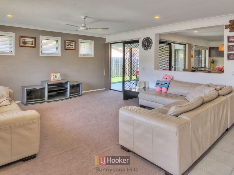11 Cedarwood Street, Berrinba QLD 4117