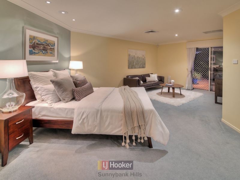 16 Wilonda Street, Robertson QLD 4109