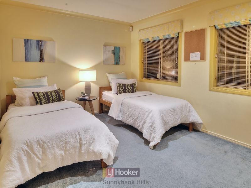 16 Wilonda Street, Robertson QLD 4109