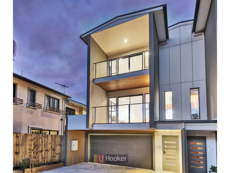 4 Colville Street, Highgate Hill QLD 4101