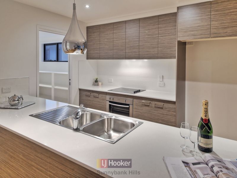 4 Colville Street, Highgate Hill QLD 4101